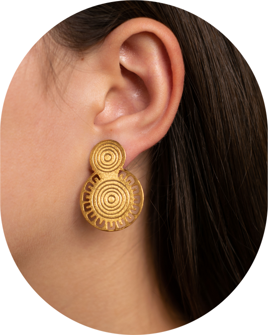 ILAMA Stud Earrings